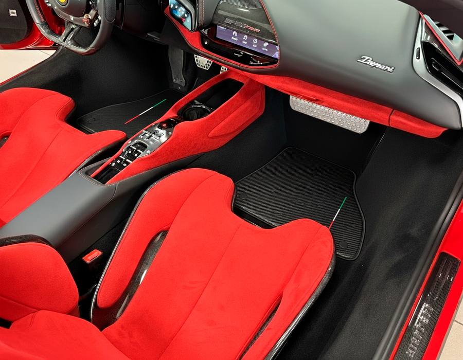 Bilmatter for Ferrari SF90 Stradale (2019-2024) Laget av Karbonfiber Lær