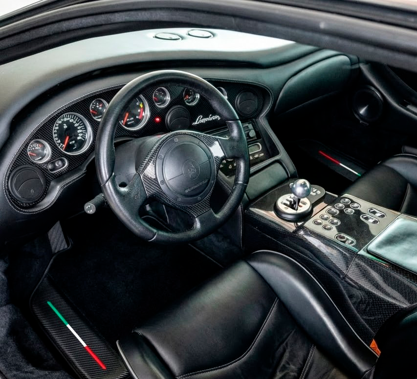 Tilpassbare svarte Bilmatter for Lamborghini Diablo (1990-2001) med karbonfiber