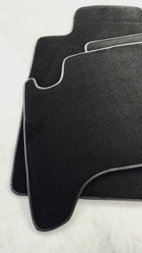 Schwarze Fußmatten Für Toyota Land Cruiser 120 (2002-2009)