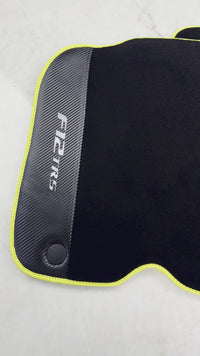 Schwarze Fußmatten für Ferrari F12 TRS (2014) mit Carbon-Leder