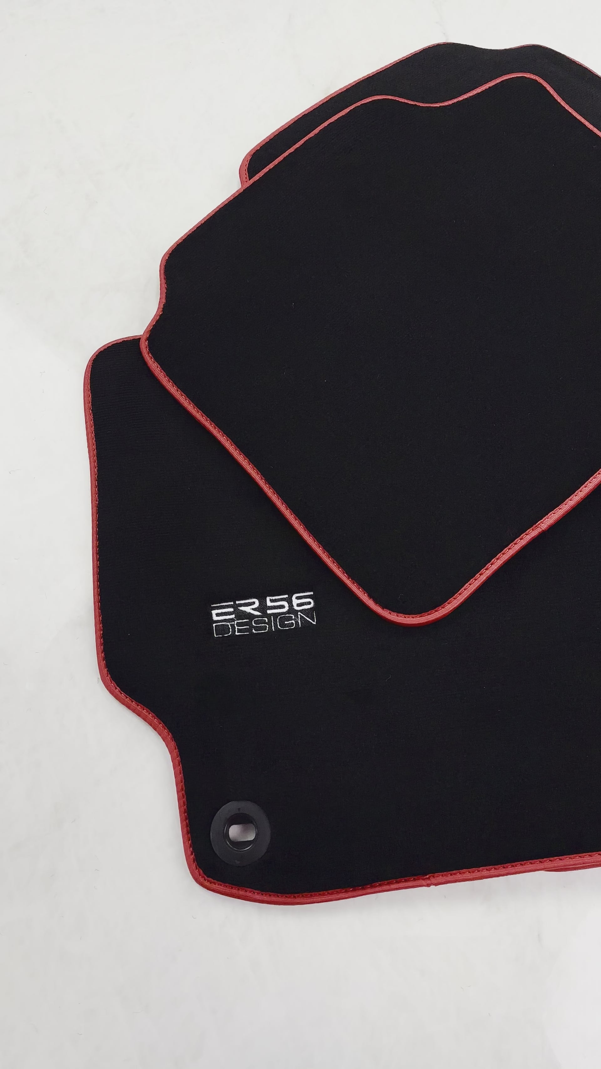 Svart bilmatter for Toyota Camry (2011-2017) ER56 Design - ER56 Design