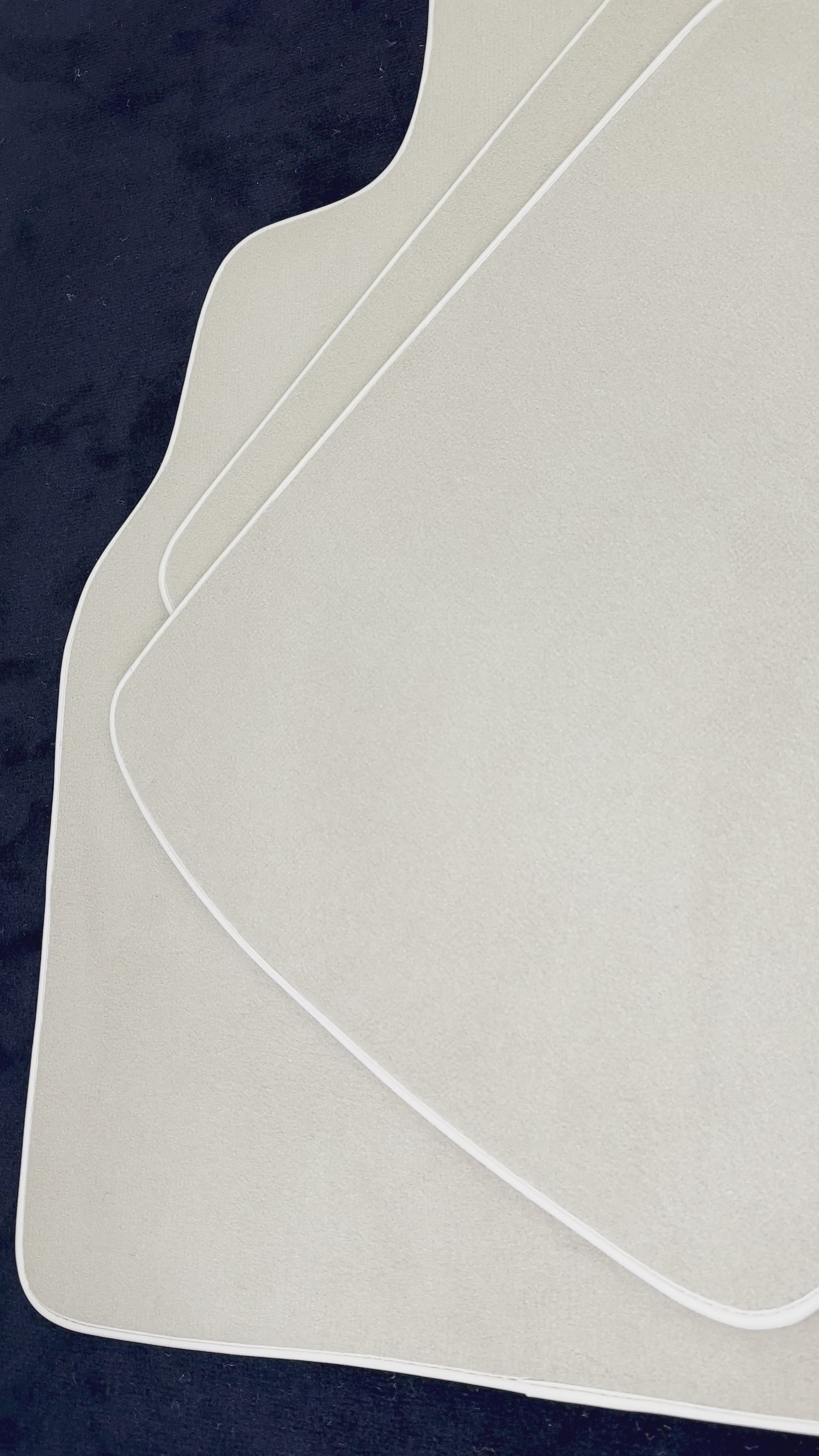 Beige bilmatter for Pontiac FireBird (1993-2002) - AutoWin