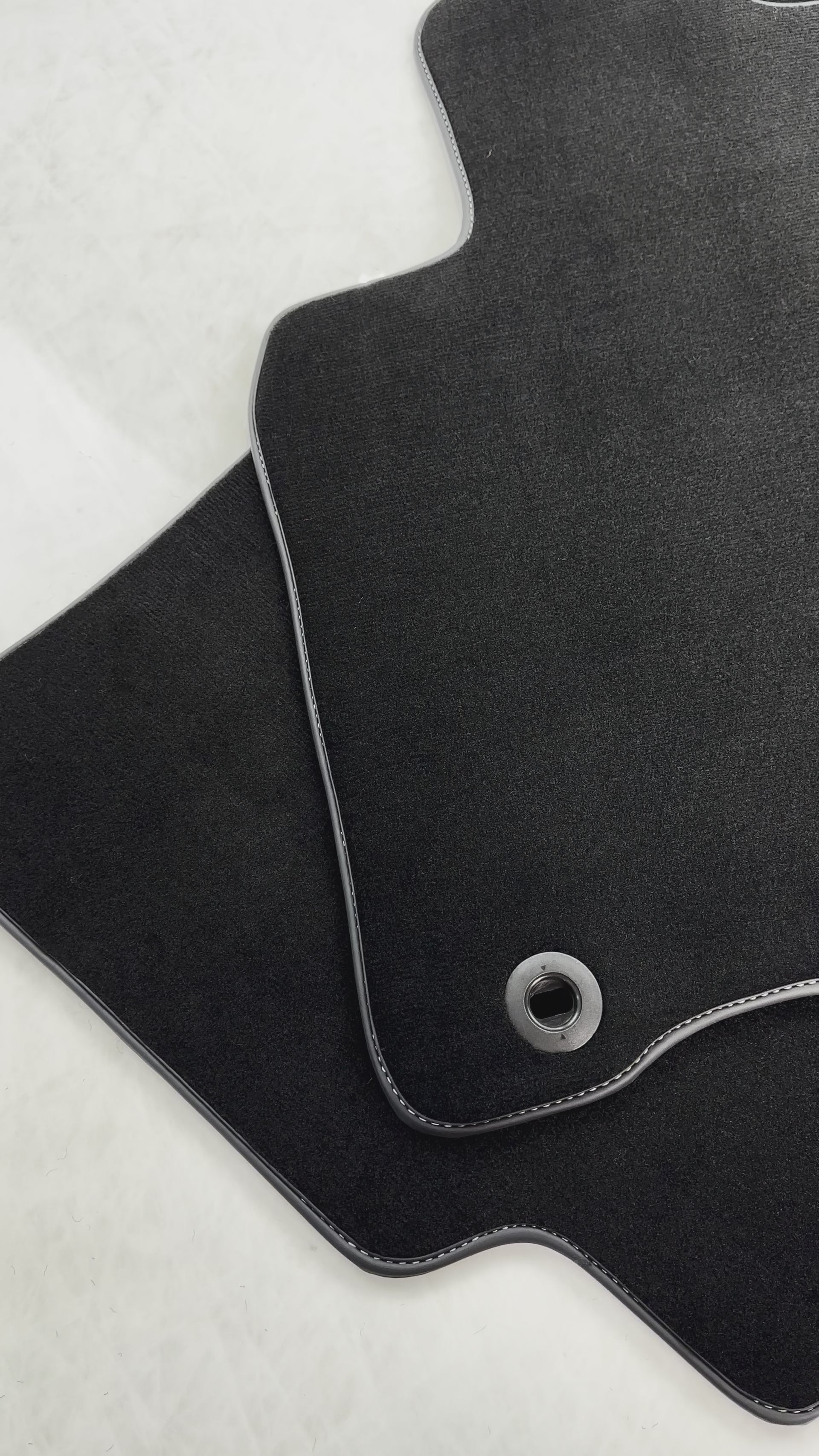 Svart bilmatter for Honda CR-V (2002-2006) - AutoWin