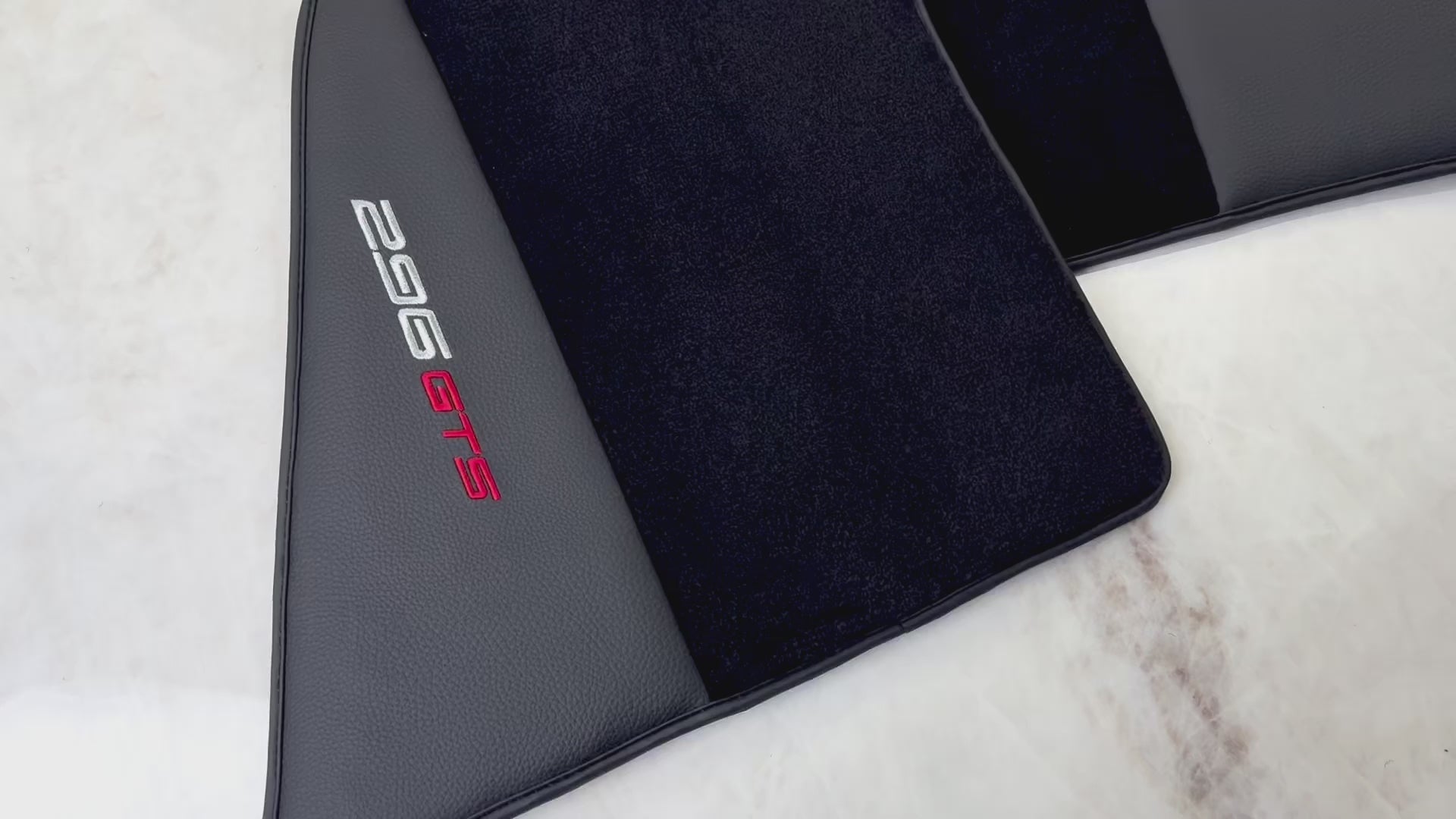 Svarte bilmatter for Ferrari 296 GTS (2022-2025) i lær - AutoWin