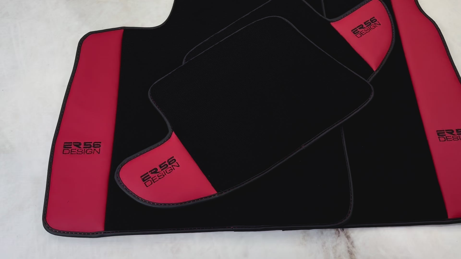 Svarte bilmatter for Bentley Continental GT (2003–2011) med rødt skinn | ER56-design - AutoWin