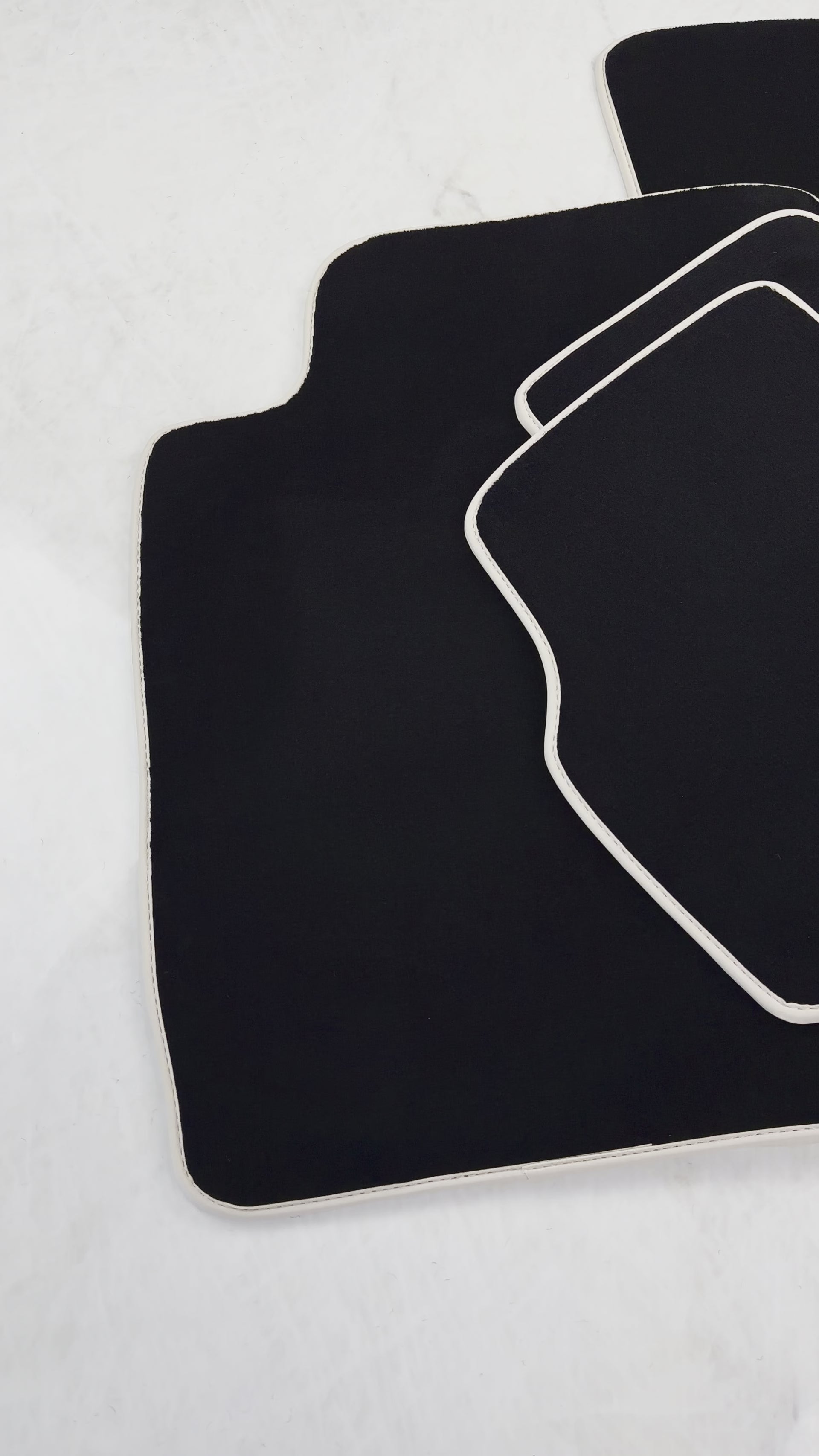 Svarte bilmatter for Alfa Romeo 159 (2005-2011) - AutoWin