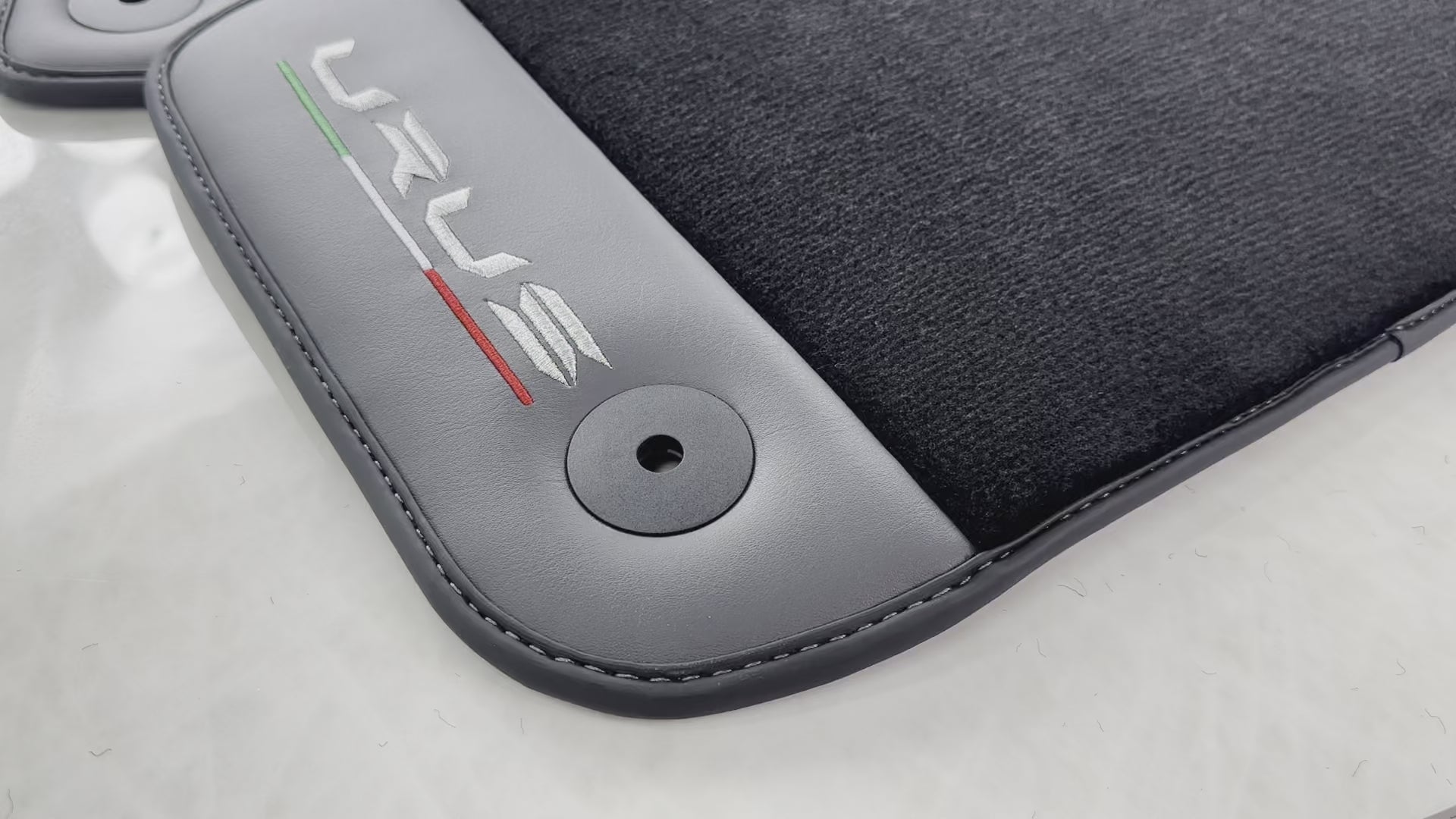 Black Floor Mats for Lamborghini Urus With Dark Gray Leather - AutoWin.EU