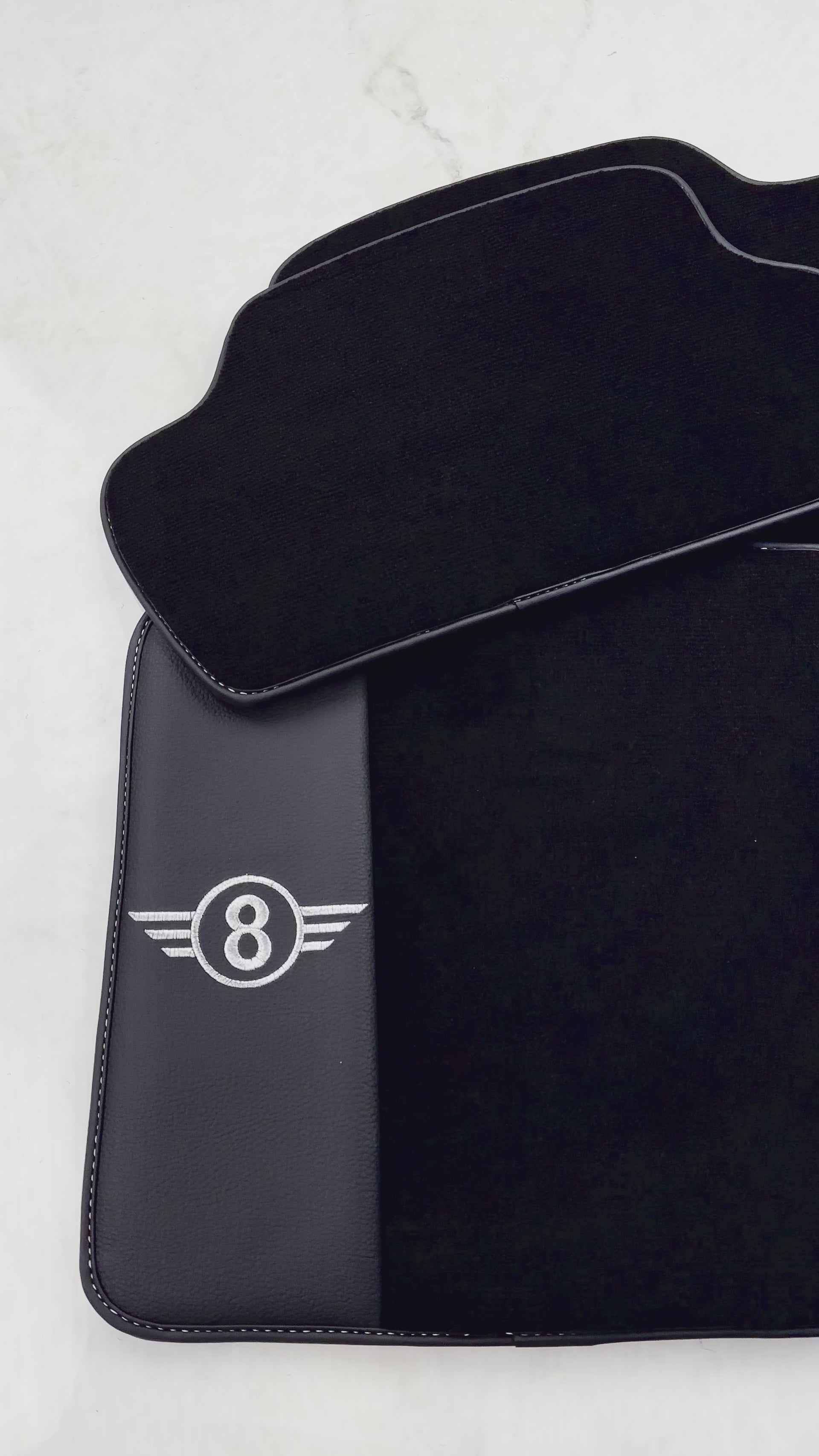 Svarte bilmatter for Mini Cooper F56 (2013-2022) med skinn - AutoWin