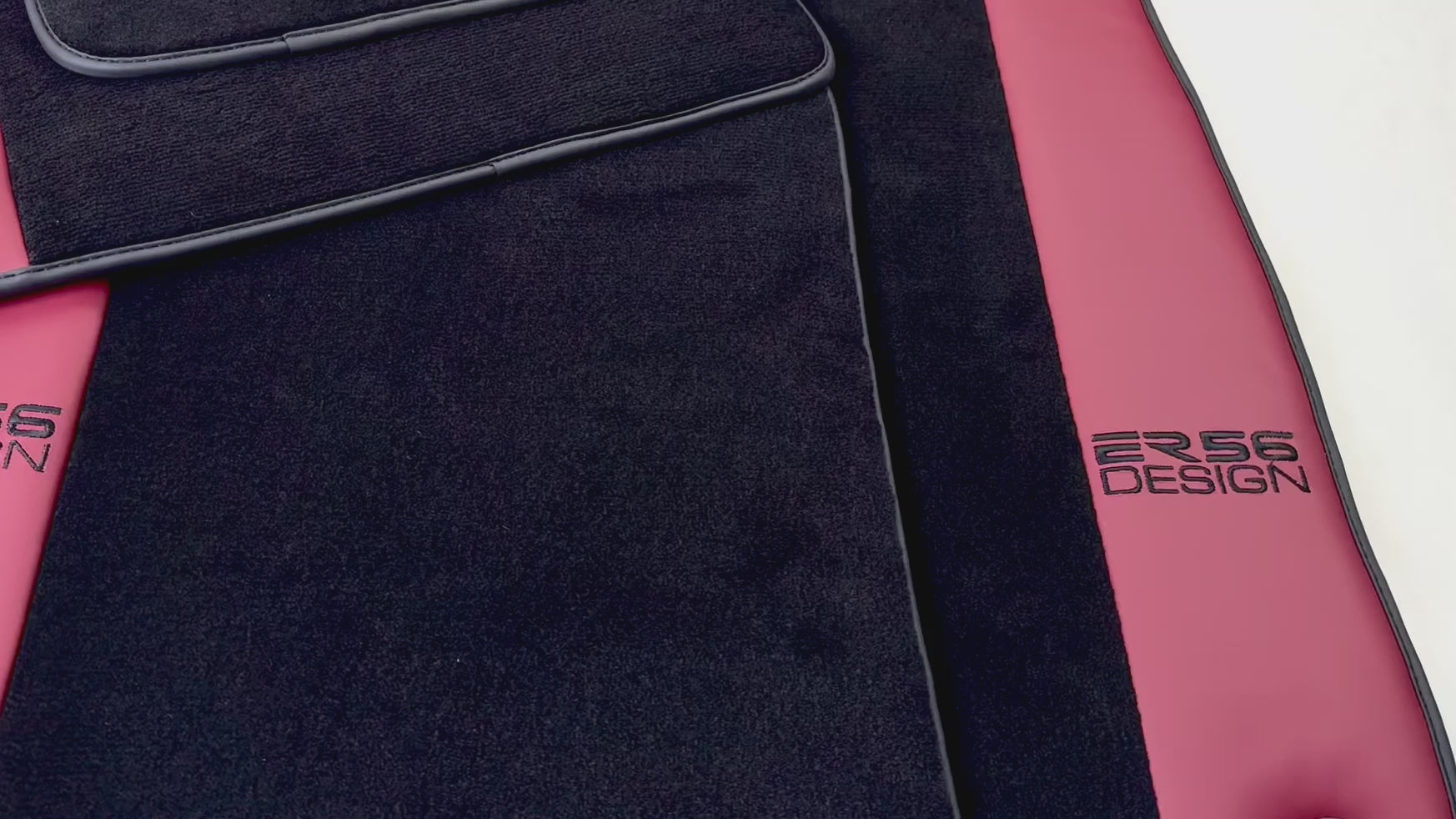 Svarte bilmatter for Porsche Macan (2014-2023) i Bordeaux Nappa-lær | ER56 Design - AutoWin