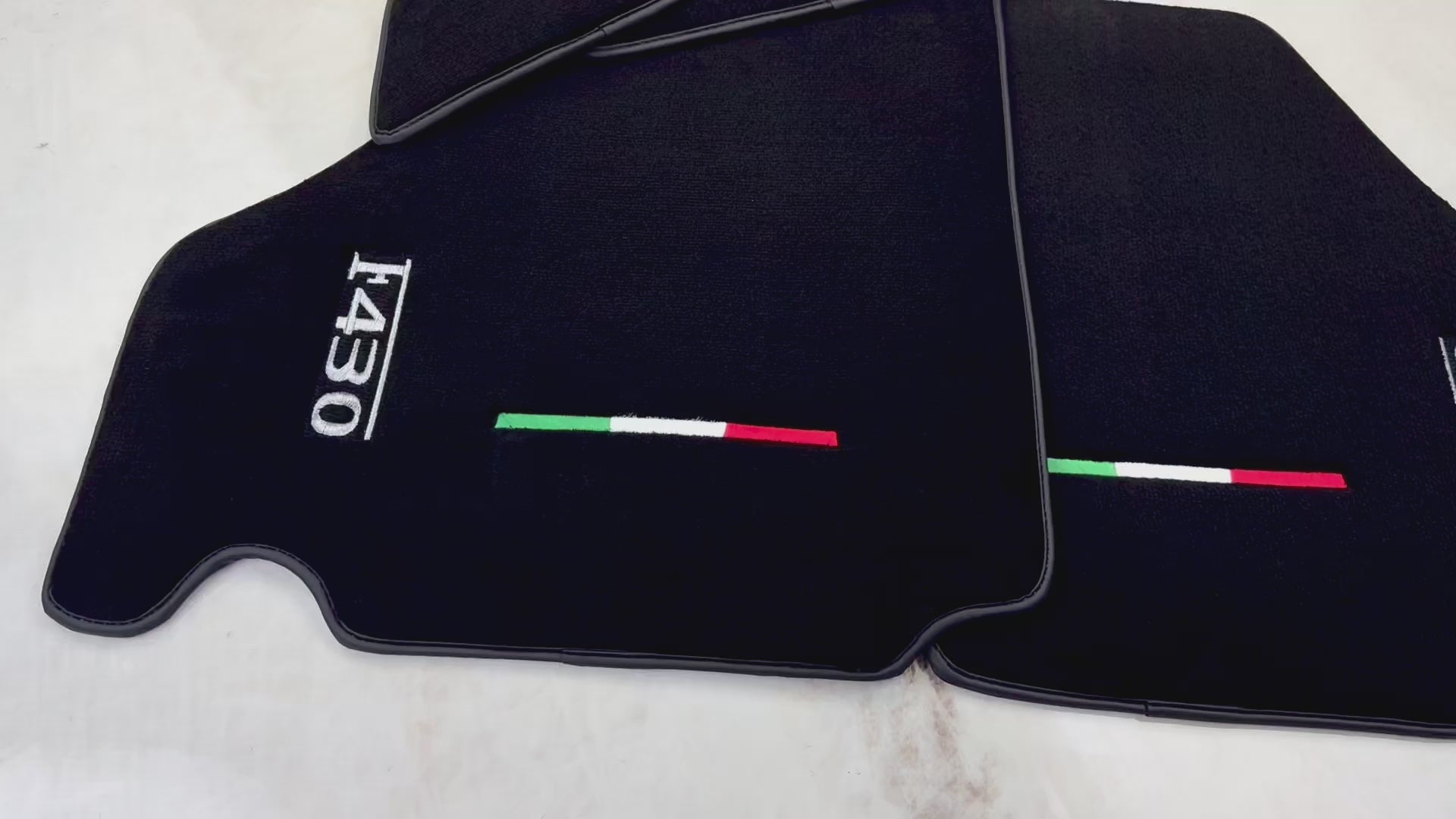 Fußmatten für Ferrari F430 (2004-2009) Italienische Ausgabe - AutoWin