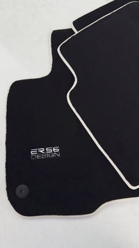 Schwarze Fußmatten für Honda CR-V (2017–2022), ER56-Design