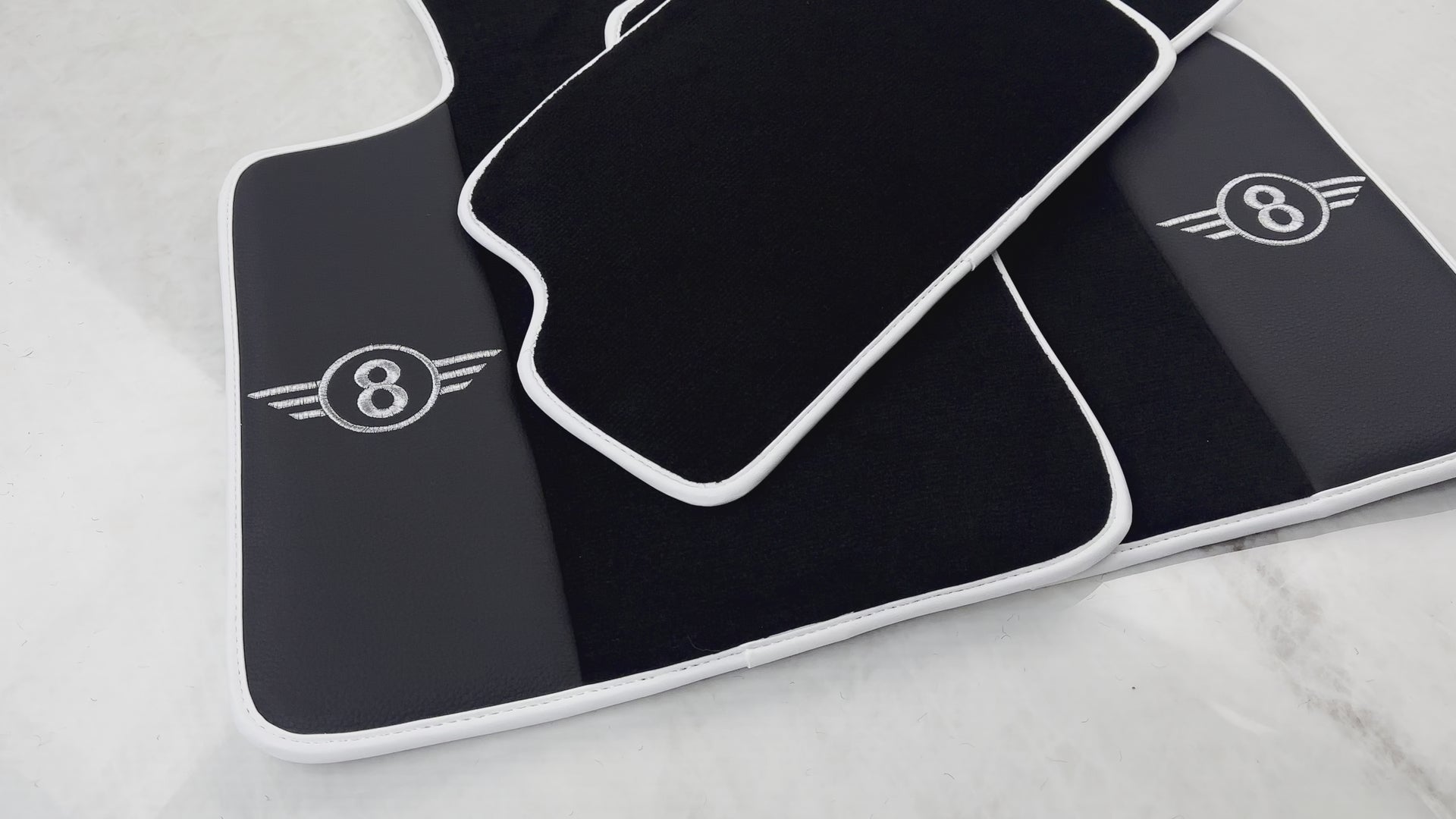 Schwarze Fußmatten für Mini Cooper F56 (2013-2022) mit Leder | Weißer Rand - AutoWin