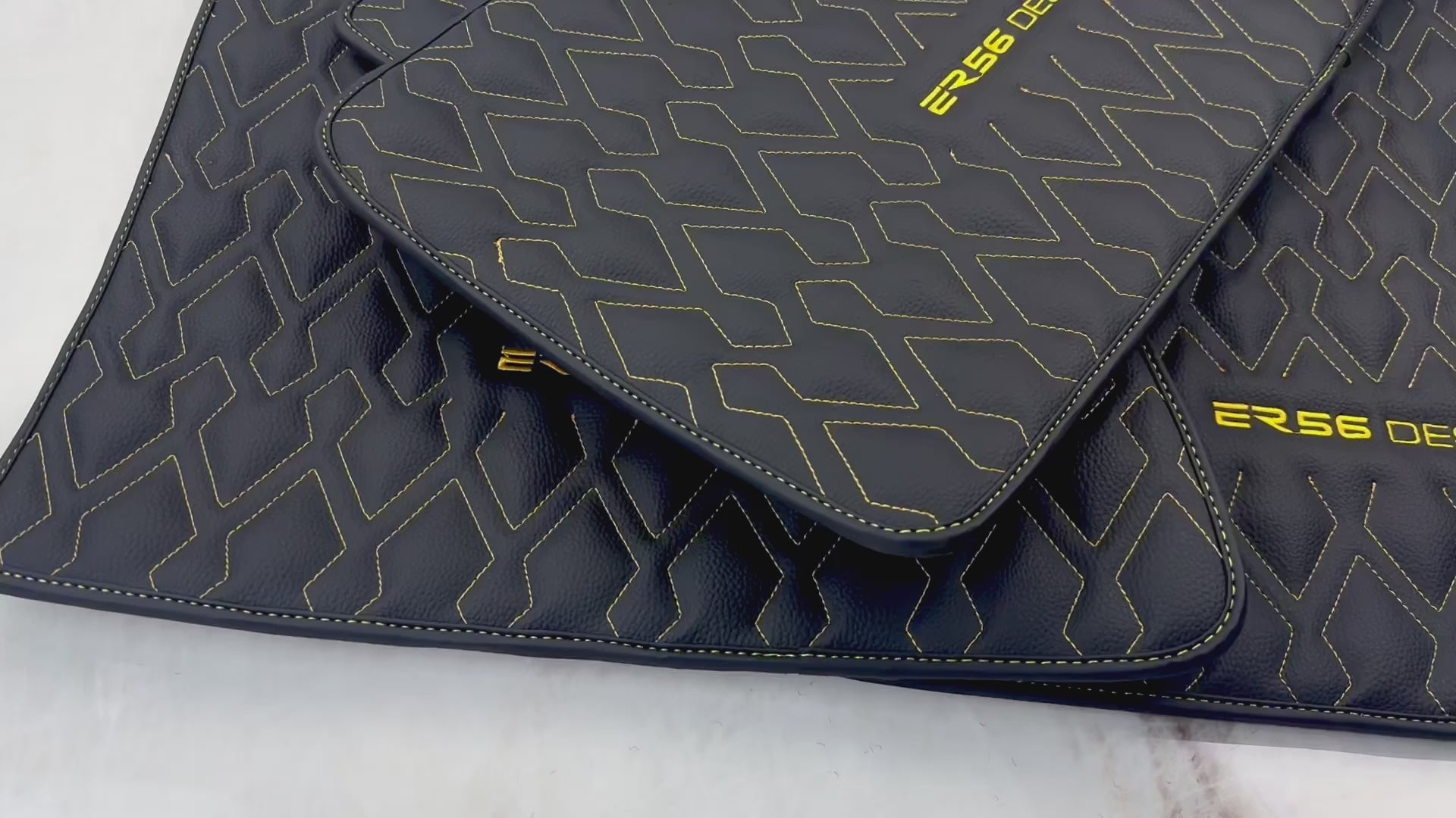 Svart skinnbilmatter for Rolls-Royce Cullinan RR31 (2018-2025) ER56 Design - ER56 Design