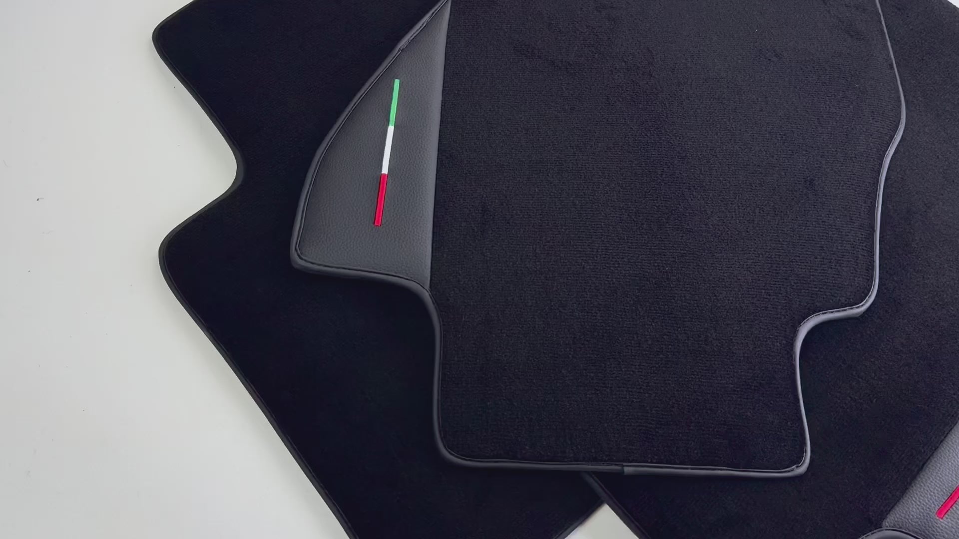 Schwarze Fußmatten für Ferrari Dino 308 GT4 (1973-1979) mit Leder | Italienische Ausgabe - AutoWin.EU