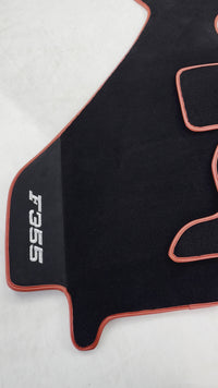 Schwarze Fußmatten für Ferrari F355 1994–1999 mit Alcantara-Leder