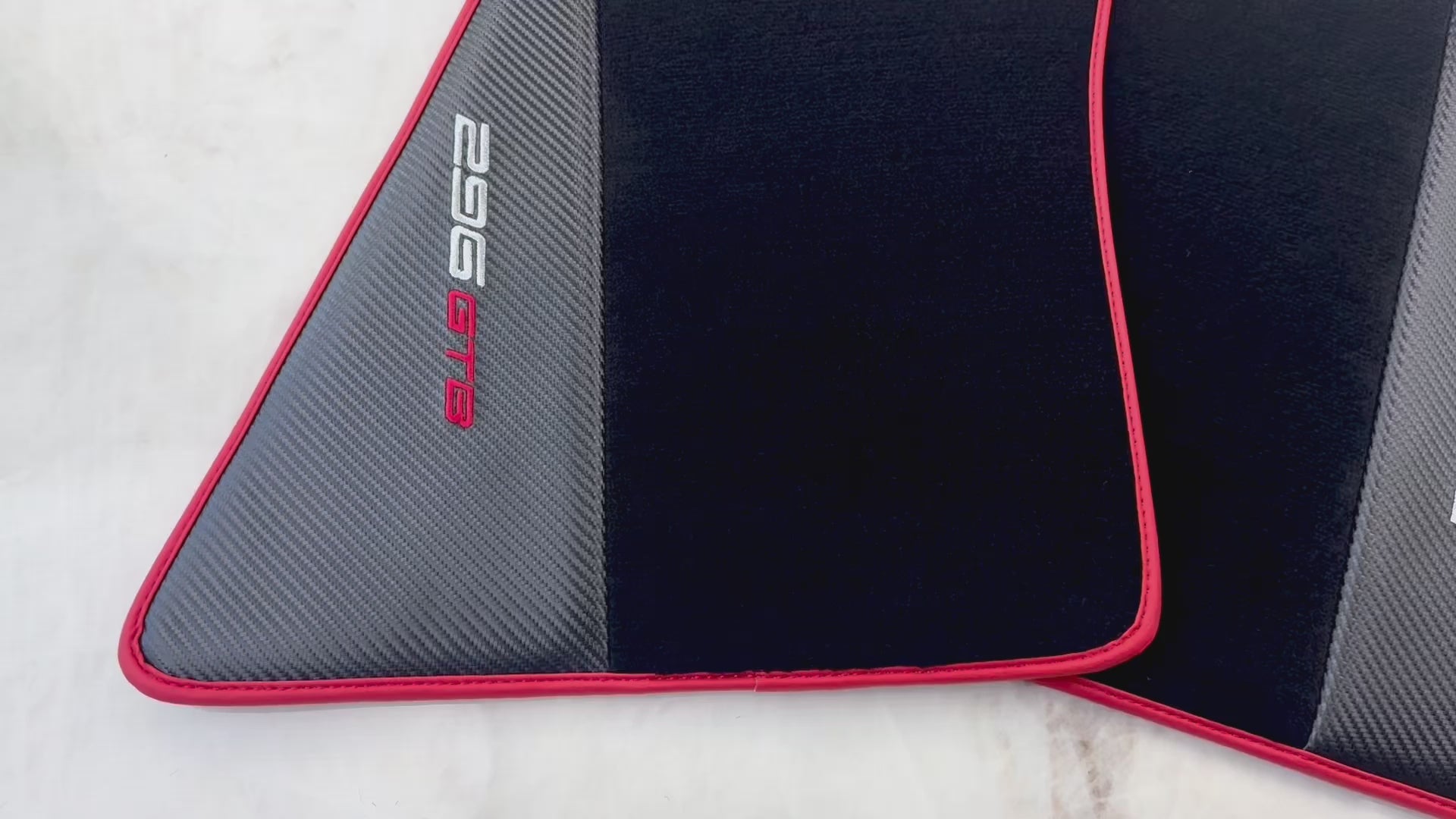 Schwarze Fußmatten für Ferrari 296 GTB (2022–2024) mit Leder - AutoWin