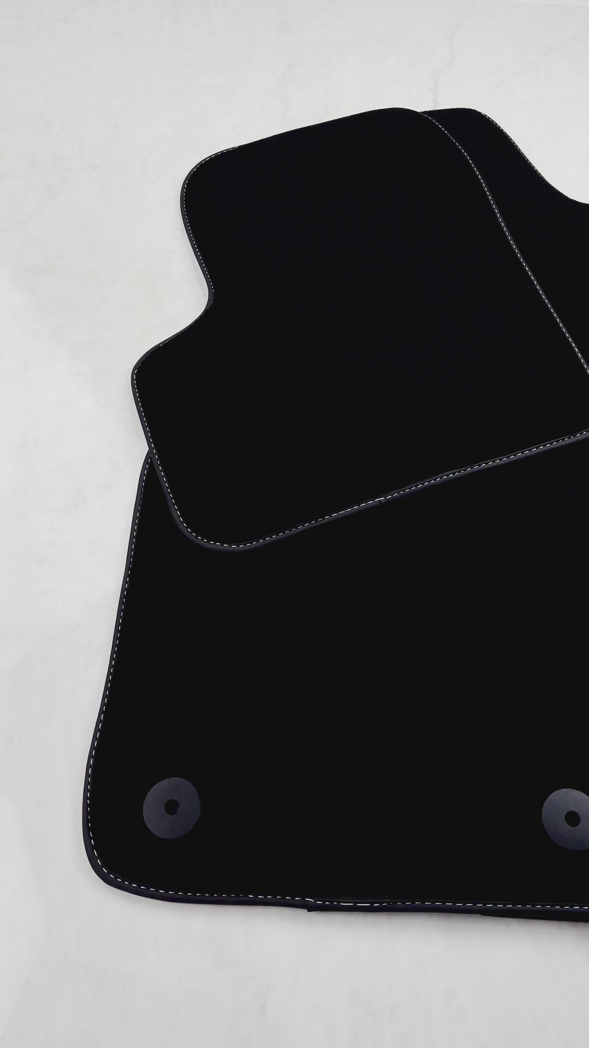 Black Floor Mats for Fiat 500X (2015-2018) | Black Trim - AutoWin