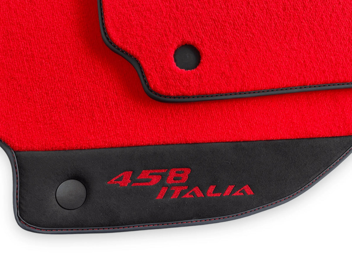 Røde Bilmatter For Ferrari 458 Italia 2009-2015 Svart Alcantara Lær - AutoWin