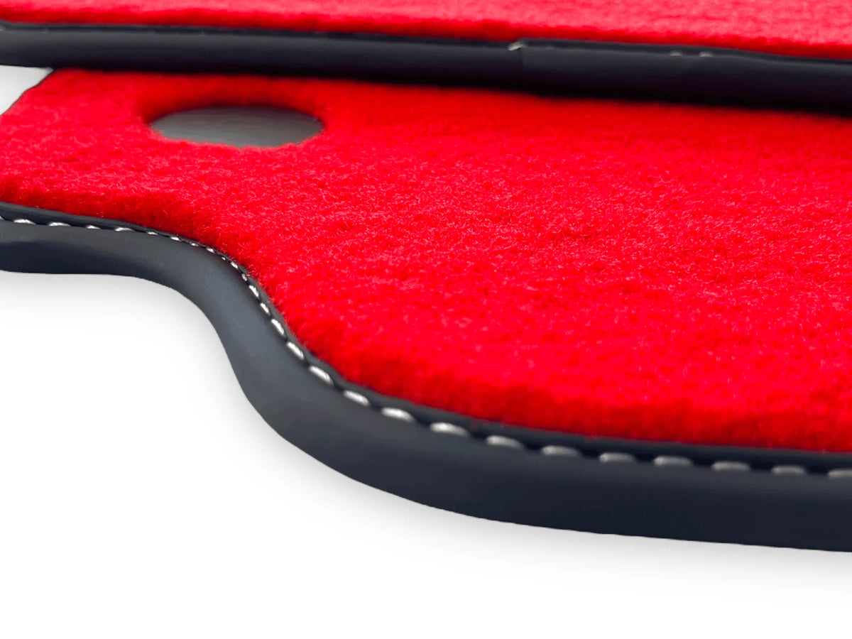 Røde Bilmatter For Ferrari F8 Tributo 2019-2022 Med Karbonlær - AutoWin