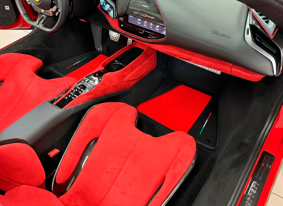 Røde Bilmatter for Ferrari SF90 Stradale (2019-2024) med lær
