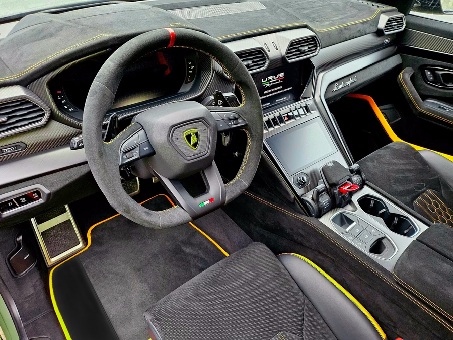 Tilpassbare Svarte Bilmatter For Lamborghini Urus Med Alcantara Lær