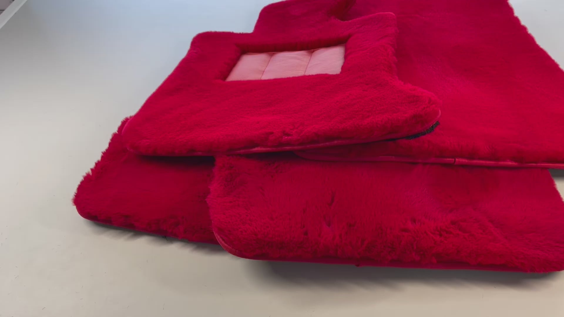 Red Sheepskin Floor Mats For Rolls Royce Phantom 2003–2016 Er56 Design Brand - ER56 Design