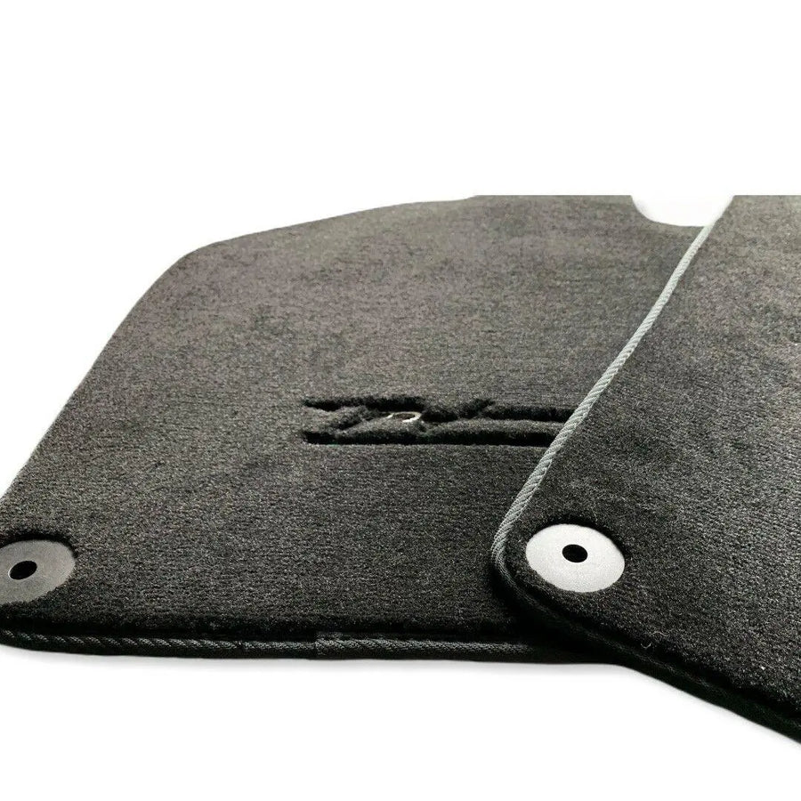 Floor Mats for Lamborghini Huracan With Italian Flag and Perfomante Logo - AutoWin