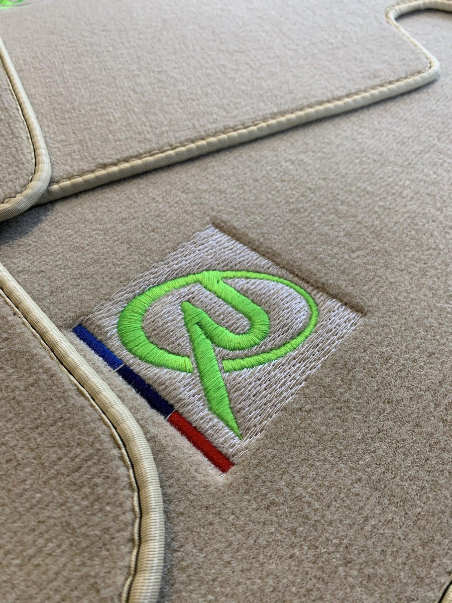 Beige Mats For BMW M5 E60 Tailored Set Perfect Fit - AutoWin