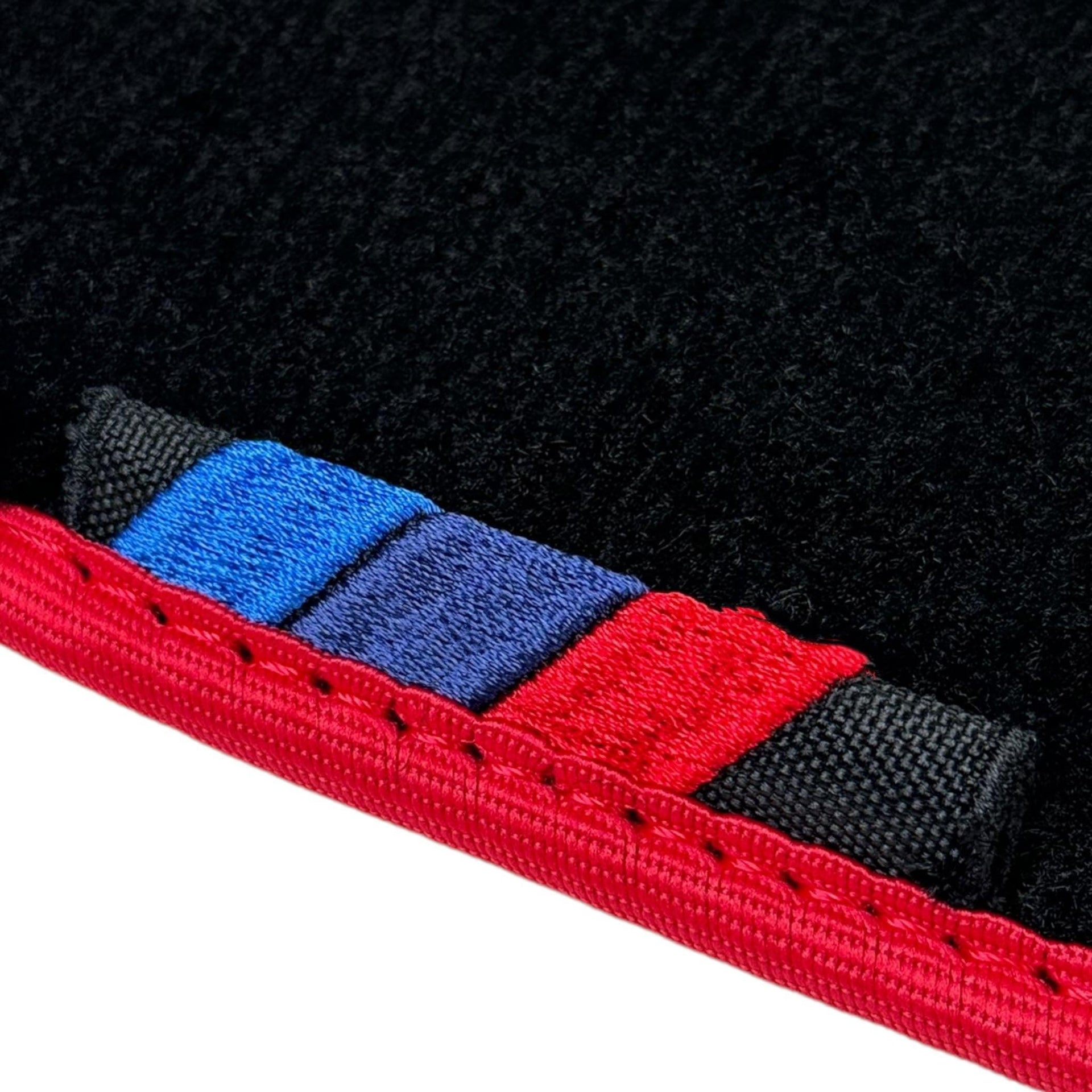 Black Floor Mats For BMW 3 Series E46 Coupe | Red Trim - AutoWin