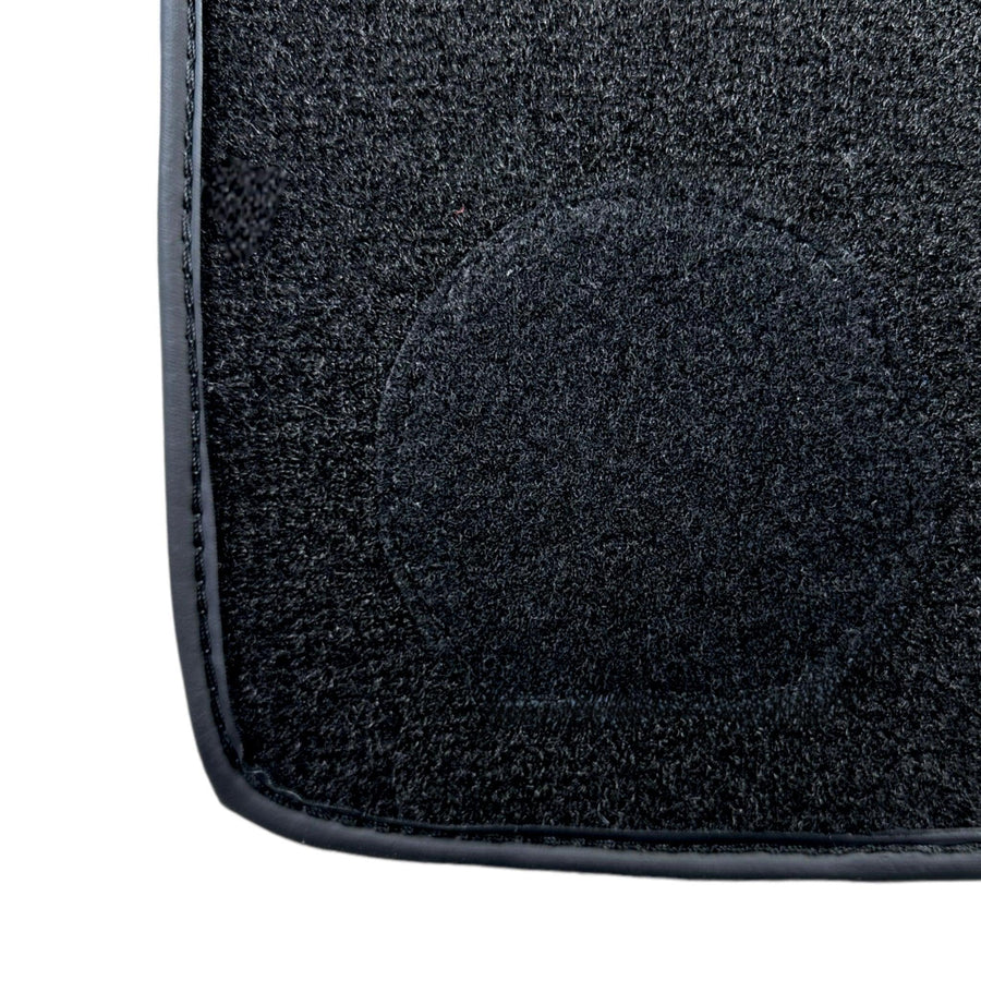 Black Sheepskin Floor Mats For BMW 1 Series E88 Convertible - AutoWin