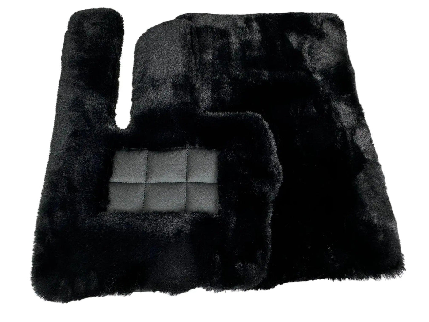 Black Sheepskin Floor Mats For Mercedes Benz E-Class W210 Sedan (1995-2002) | ER56 Design - AutoWin