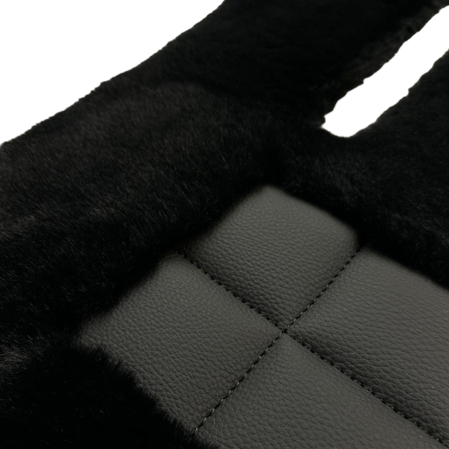 Black Sheepskin Floor Mats For Mercedes Benz EQE-Class X294 (2023-2024) | ER56 Design - AutoWin