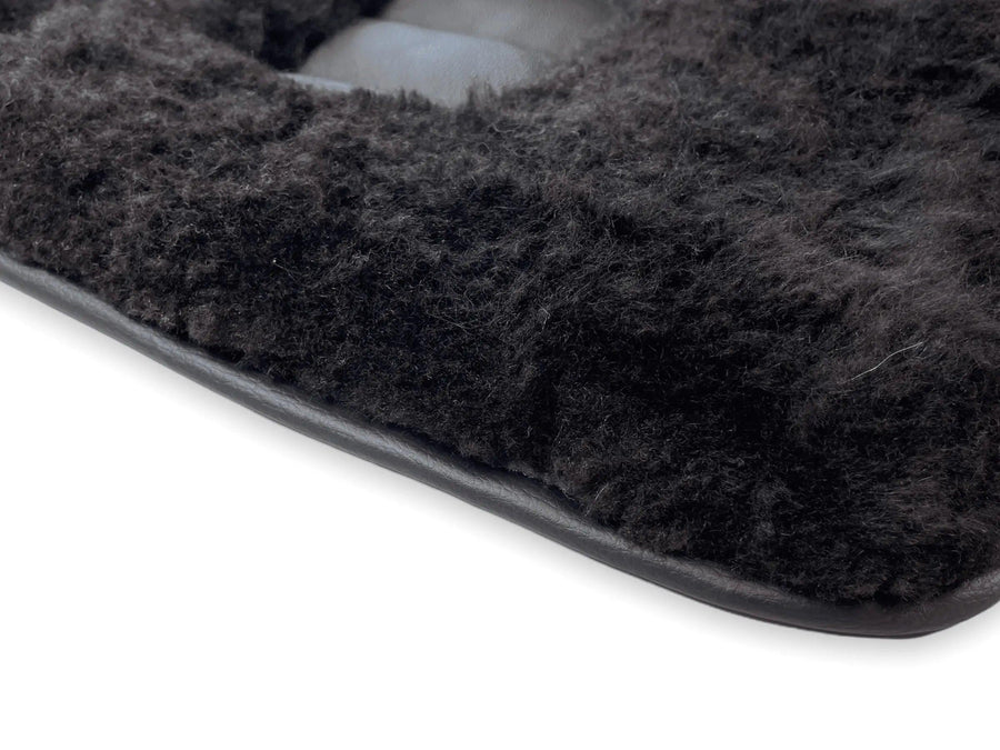 Genuine Sheepskin Floor Mats Bentley Flying Spur (2013-2019) Er56 Design Brand - AutoWin