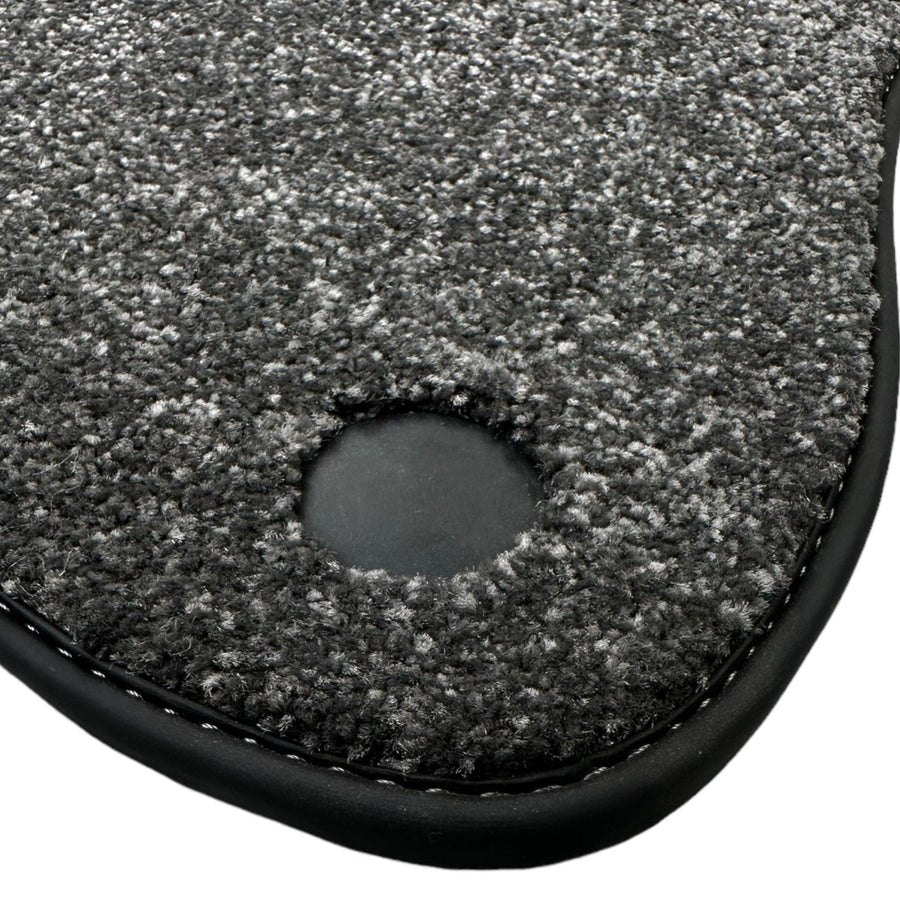 Gray Luxury Floor Mats For Mercedes Benz M-Class W163 (1997-2005) | ER56 Design - AutoWin